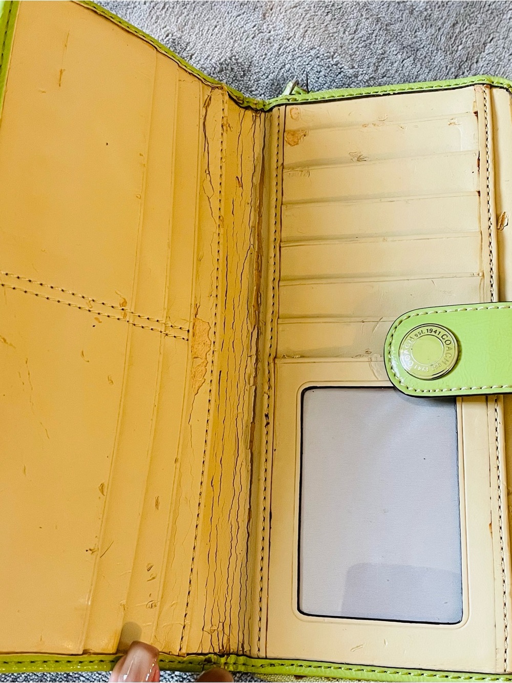 Coach Beige Signature Wallet with Lime Trim -Damaged - Picture 7 of 7